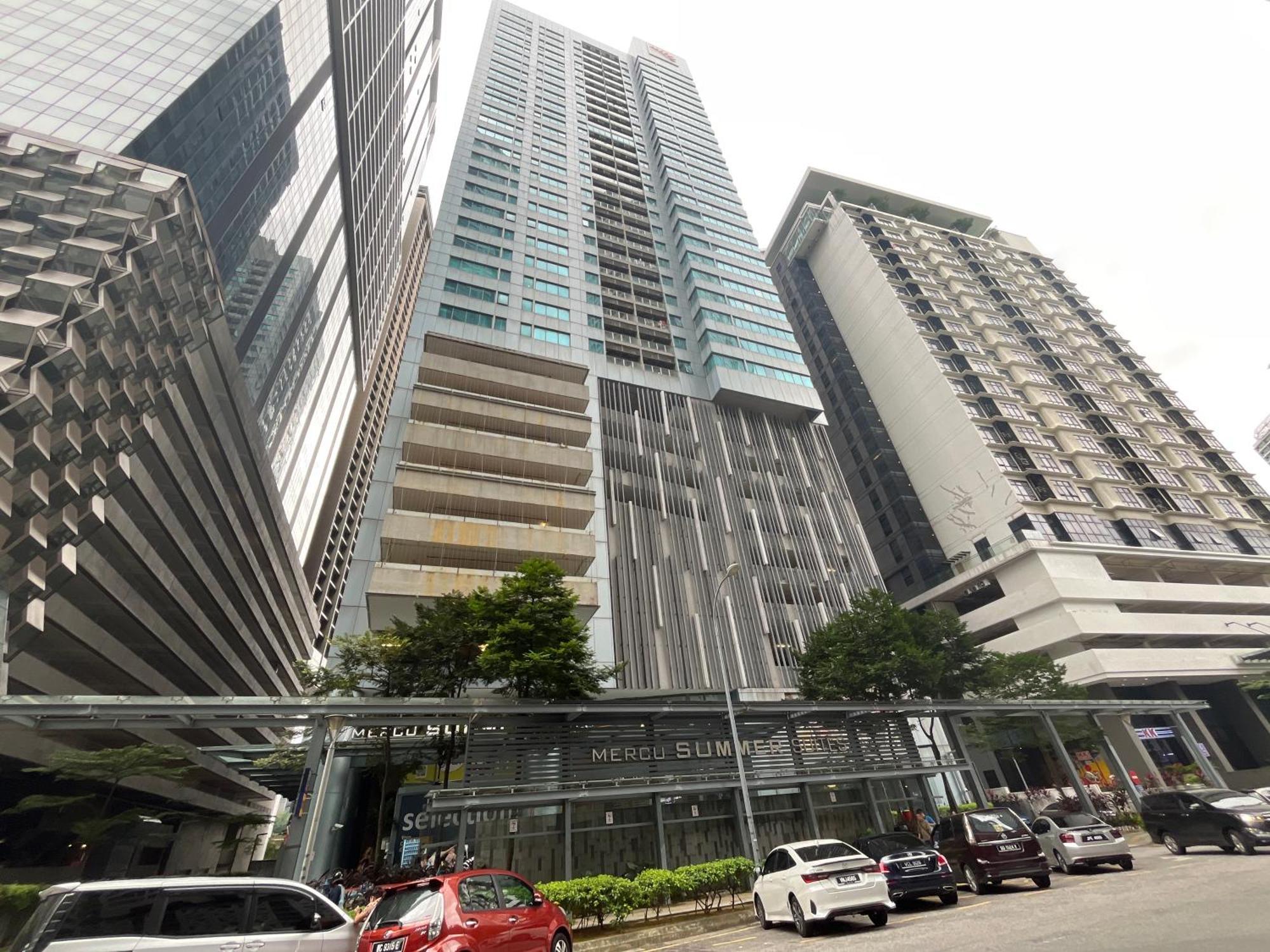 Mercu Summer Suites Klcc By Premium Suite Kuala Lumpur Exterior photo